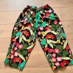 Comfiest Floral 3/4 length pants